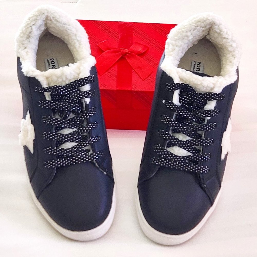 Women's Black Portland Boot Company Sneakers. Sz 10. Excellent Condition.